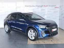 Bleu navarre métallisé Utilisé 2024 Audi Q4 e-tron Design SUV | 45 900 €