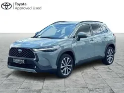 Vert Utilisé 2023 Toyota Corolla Cross Style SUV | 32 990 €