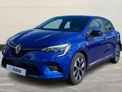 Utilisé 2022 Renault Clio V LIMITED Berline | 14 499 € (Prix juste)