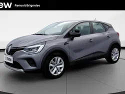 Gris Utilisé 2023 Renault Captur Zen SUV | 18 990 € (Prix assez cher)