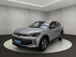 Argent Utilisé 2024 VW Tiguan Life SUV | 42 300 € (Prix juste)