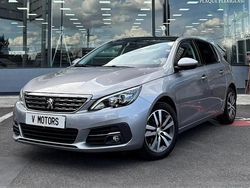 Gris Utilisé 2019 Peugeot 308 Allure Berline | 12 690 € (Prix juste)