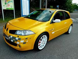 Jaune Occasion 2007 Renault Mégane II Berline | 17 500 €