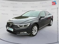 Gris Utilisé 2019 VW Passat Berline | 22 999 € (Prix juste)