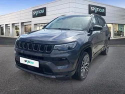 Noir Utilisé 2024 Jeep Compass Summit SUV | 29 990 € (Prix juste)