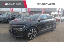Noir Utilisé 2023 Renault Mégane Techno Berline | 25 990 € (Prix juste)