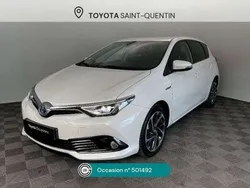 Utilisé 2015 Toyota Auris Hybrid Design | 11 990 €