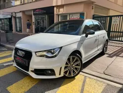 Blanc Utilisé 2012 Audi A1 Ambition Citadine | 15 990 € (Prix assez cher)