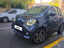 Bleu Utilisé 2023 Smart ForTwo Electric Drive Passion Cabriolet | 15 790 €
