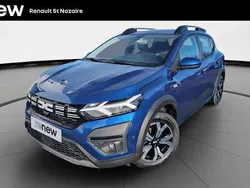 Bleu Utilisé 2024 Dacia Sandero Expression Citadine | 15 990 € (Prix juste)