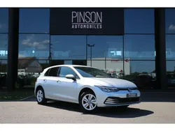 Gris Utilisé 2024 VW Golf VIII Life Berline | 24 390 € (Prix juste)