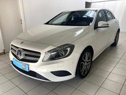Blanc Utilisé 2015 Mercedes A200 Business Berline | 11 390 € (Prix juste)