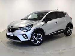 Gris Utilisé 2022 Renault Captur Techno SUV | 17 990 € (Prix juste)