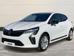 Orange Nouvelle 2024 Renault Clio V Evolution Berline | 17 799 € (Bon prix)