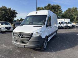 Blanc Nouvelle 2025 Mercedes Sprinter Van | 47 880 € (Prix juste)