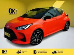 Rouge Utilisé 2021 Toyota Yaris Hybrid Berline | 19 990 € (Prix assez cher)