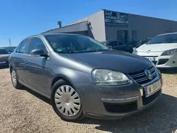 Gris Utilisé 2007 VW Jetta Berline | 7 999 €