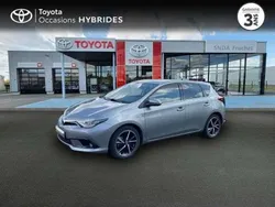 Utilisé 2017 Toyota Auris Hybrid Lounge Berline | 14 990 € (Prix juste)