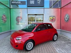 Rouge Nouvelle 2024 Fiat 500e Red Citadine | 21 990 €