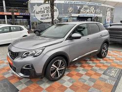 Gris Occasion 2019 Peugeot 3008 Allure SUV | 13 950 € (Prix juste)