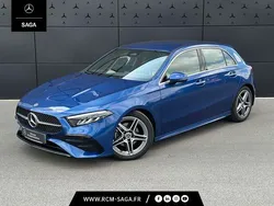 Bleu Utilisé 2025 Mercedes A200 AMG line | 41 900 € (Prix cher)