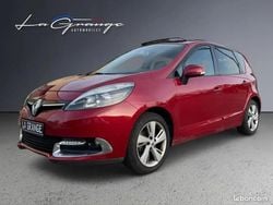 Rouge Utilisé 2012 Renault Scénic III Dynamique Monospace | 6 990 € (Prix juste)