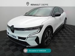 Blanc Utilisé 2023 Renault Mégane Iconic Berline | 24 995 € (Prix juste)