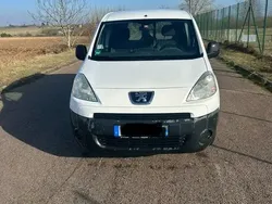 Utilisé 2010 Peugeot Partner Monospace | 8 000 € (Prix juste)
