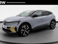 Gris Utilisé 2022 Renault Mégane Iconic Berline | 23 990 € (Prix juste)