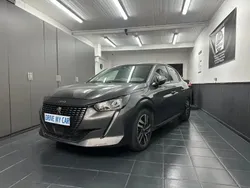 Gris Utilisé 2021 Peugeot 208 Allure Citadine | 12 590 € (Prix juste)