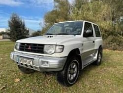 Blanc Occasion 1998 Mitsubishi Pajero SUV | 9 900 €
