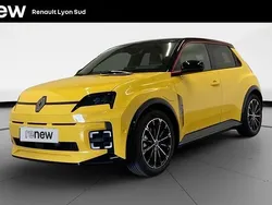 Jaune Nouvelle 2025 Renault R5 Iconic Citadine | 33 490 €