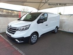 Blanc Nouvelle 2025 Renault Trafic Monospace | 32 799 € (Prix assez cher)