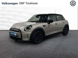 Gris Utilisé 2023 Mini Cooper Essential Citadine | 27 989 €