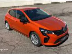 Orange Utilisé 2024 Renault Clio V Evolution Berline | 16 999 € (Prix juste)