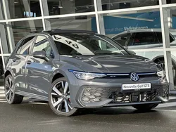 Gris Utilisé 2024 VW Golf VIII GTE Berline | 49 989 €