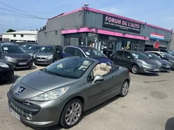 Utilisé 2008 Peugeot 207 CC Cabriolet | 4 990 € (Prix juste)