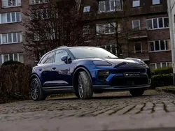 Noir Utilisé 2024 Porsche Macan SUV | 99 950 €