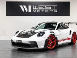 Blanc Utilisé 2023 Porsche 911 GT3 RS Coupé | 374 900 € (Prix juste)