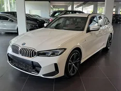 Gris Utilisé 2024 BMW 330e M Sport Break | 43 950 € (Bon prix)