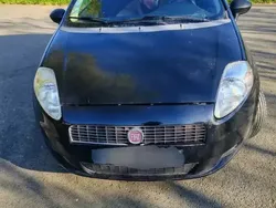 Noir Utilisé 2009 Fiat Grande Punto Citadine | 2 800 €