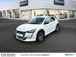 Blanc banquise (o) Utilisé 2023 Peugeot e-208 Style Citadine | 16 290 € (Bon prix)
