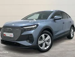 Bleu Utilisé 2025 Audi Q4 Sportback e-tron Business SUV | 59 900 €