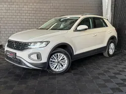 Gris Utilisé 2024 VW T-Roc Life SUV | 26 656 € (Bon prix)