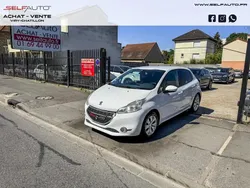 Blanc Utilisé 2014 Peugeot 208 Active Citadine | 6 400 €