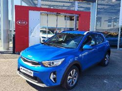 Bleu Utilisé 2025 Kia Stonic Active SUV | 22 499 € (Prix juste)