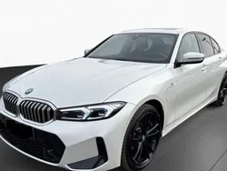 Blanc Utilisé 2024 BMW 330e M Sport Berline | 48 990 € (Prix cher)