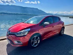 Rouge Utilisé 2018 Renault Clio IV LIMITED Berline | 10 600 € (Prix juste)