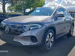 Gris Utilisé 2025 Mercedes EQA250+ Edition SUV | 41 499 € (Prix juste)