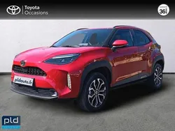 Rouge Utilisé 2024 Toyota Yaris Hybrid Design | 25 990 € (Prix juste)